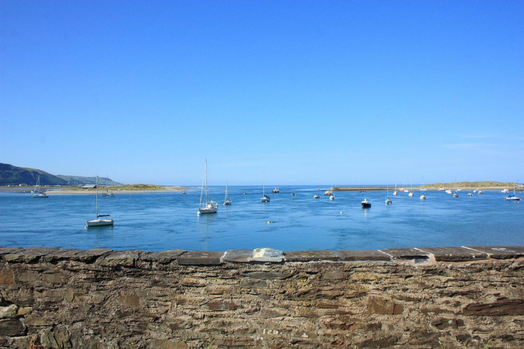 Barmouth Beach Club Екстериор снимка